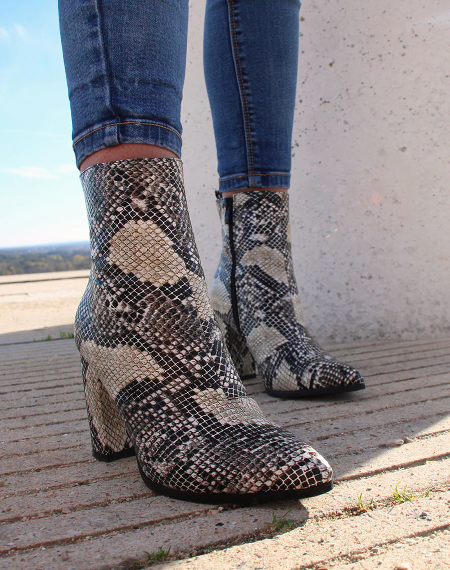 Miniature 10