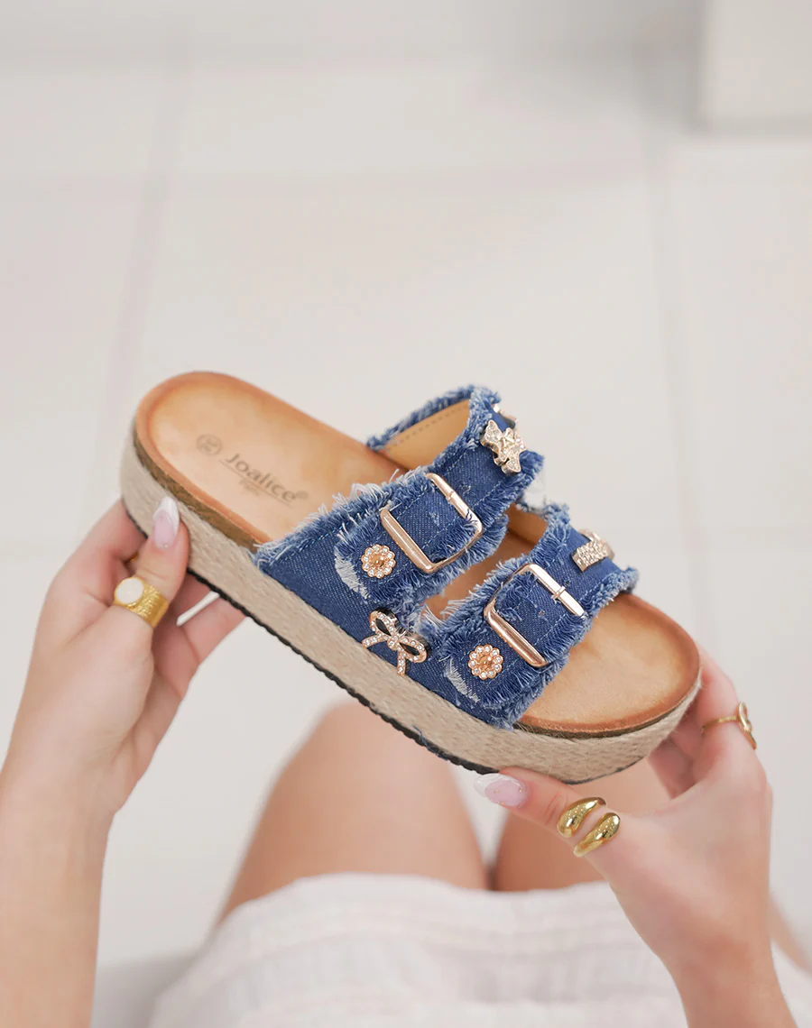 Miniature 4